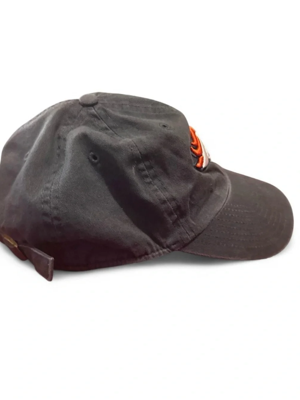 47 Brand NFL Denver Broncos Black Baseball Cap with Embroidered Logo Dad Hat